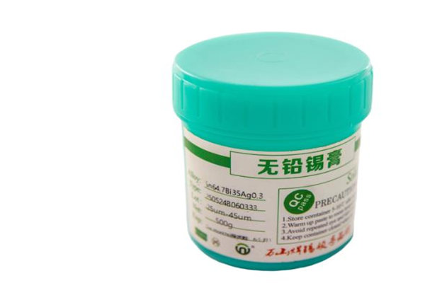 焊锡膏适用于精密电子元器件的瞬间焊接工艺
